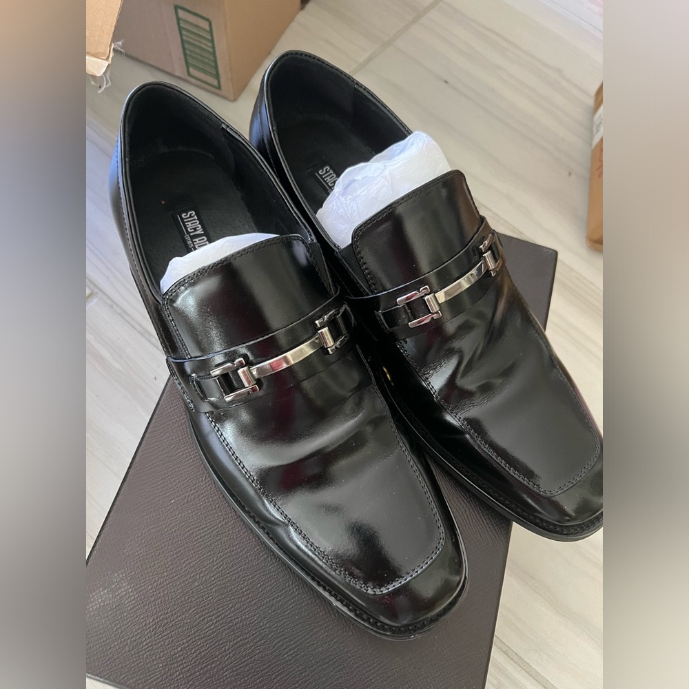 Stacy Adams men black slip on penny loafer 9.5m